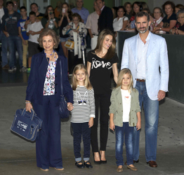 Die spanische königliche Familie besucht König Juan Carlos im Krankenhaus, Pozuelo de Alarcon