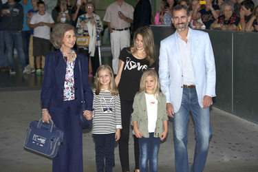 Die spanische königliche Familie besucht König Juan Carlos im Krankenhaus, Pozuelo de Alarcon