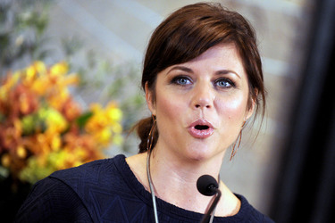 Tiffani Thiessen besucht das Empire State Building, New York