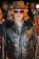 '00 Schneider - Im Wendekreis der Eidechse' Premiere, Essen