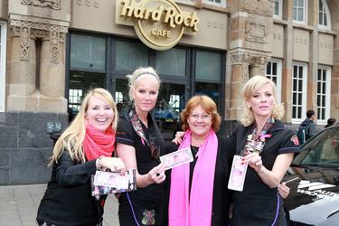 PINKTOBER Kampagne im Hard Rock Cafe, Hamburg