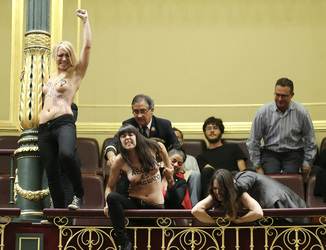 Inna Shevchenko, Pauline Hillier, Lara Alcazar