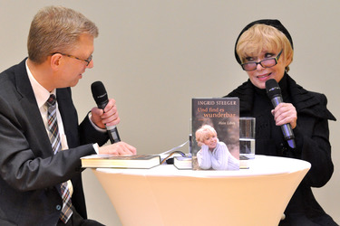Ingrid Steeger: 'Und find es wunderbar' Buchpräsentation, Frankfurter Buchmesse