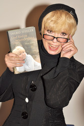 Ingrid Steeger: 'Und find es wunderbar' Buchpräsentation, Frankfurter Buchmesse