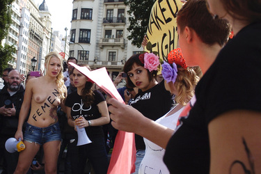 Inna Schewtschenko / Inna Shevchenko mit Femen Rekruten