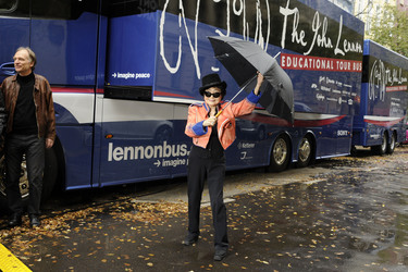 'John Lennon Educational Tour Bus' Pressetermin, Berlin