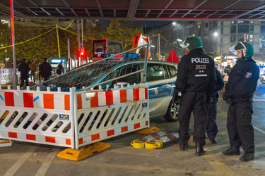 Demonstration gegen europäische Asylbewerbergesetze in Kreuzberg, Berlin