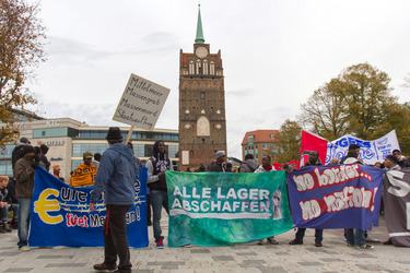 Demonstration 'Welcome Refugees - Solidarität mit Flüchtlingen', Rostock