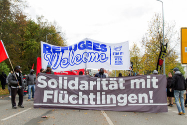 Demonstration 'Welcome Refugees - Solidarität mit Flüchtlingen', Rostock