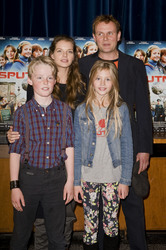 Emil von Schönfels, Yvonne Catterfeld, Flora Li Thiemann, Devid Striesow