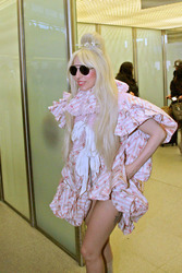Ankunft von Lady Gaga am Flughafen, Berlin