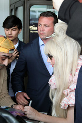 Ankunft von Lady Gaga am Flughafen, Berlin