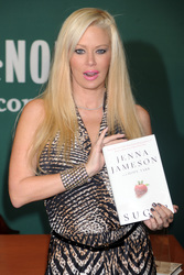 Jenna Jameson signiert ihr Buch 'Sugar', New York