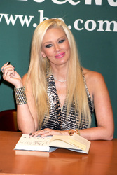 Jenna Jameson signiert ihr Buch 'Sugar', New York