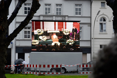 Hans Riegel Trauerfeier, Bonn