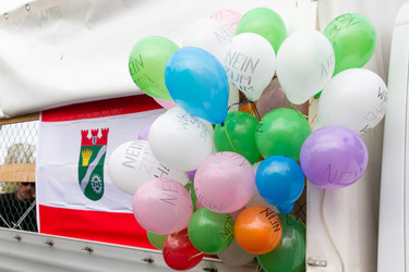 Demonstration rechter Gruppen in Marzahn-Hellersdorf, Berlin