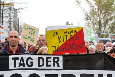 Demonstration rechter Gruppen in Marzahn-Hellersdorf, Berlin