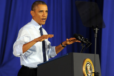 Präsident Obama besucht die Pathways in Technology Early College High School, New York