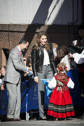 Prinzessin Letizia und Prinz Felipe besuchen Teverga