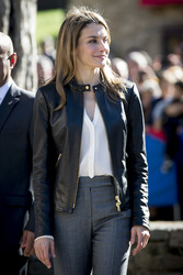 Prinzessin Letizia und Prinz Felipe besuchen Teverga