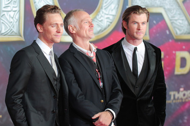 Tom Hiddleston, Alan Taylor, Chris Hemsworth