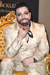 'Glööckler by Ulla Popken' Präsentaion. Hamburg