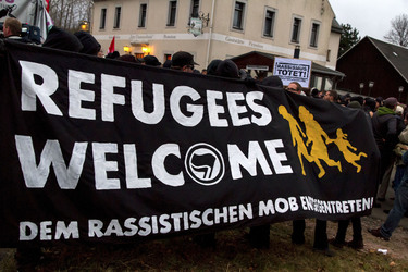 Protest und Gegenprotest: 2500 Menschen demonstrieren in Schneeberg