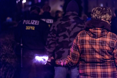 Protest und Gegenprotest: 2500 Menschen demonstrieren in Schneeberg