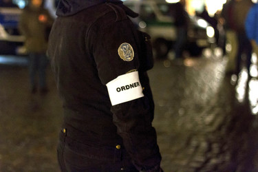 Protest und Gegenprotest: 2500 Menschen demonstrieren in Schneeberg