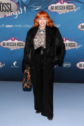 'Im Weissen Rössl - Wehe, du singst!' Premiere, Berlin