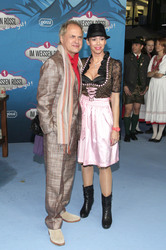 'Im Weissen Rössl - Wehe, du singst!' Premiere, Berlin