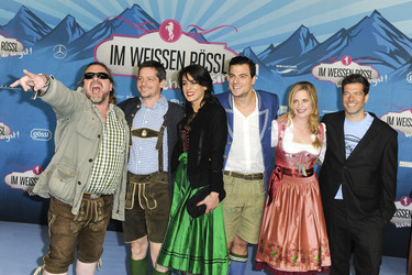 'Im Weissen Rössl - Wehe, du singst!' Premiere, Berlin