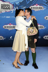 'Im Weissen Rössl - Wehe, du singst!' Premiere, Berlin
