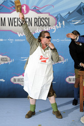 'Im Weissen Rössl - Wehe, du singst!' Premiere, Berlin