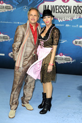 'Im Weissen Rössl - Wehe, du singst!' Premiere, Berlin