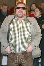 'Im Weissen Rössl - Wehe, du singst!' Premiere, Essen