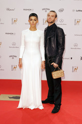 Alina Süggeler, Andreas Weizel (Frida Gold)