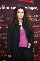 'Aschenbrödel und der gestiefelte Kater' Premiere, Berlin
