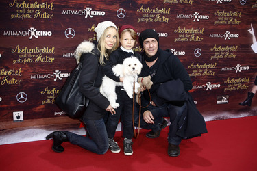 'Aschenbrödel und der gestiefelte Kater' Premiere, Berlin