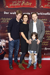 'Aschenbrödel und der gestiefelte Kater' Premiere, Berlin
