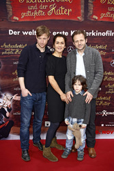 'Aschenbrödel und der gestiefelte Kater' Premiere, Berlin