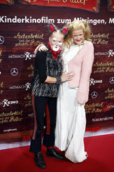 'Aschenbrödel und der gestiefelte Kater' Premiere, Berlin
