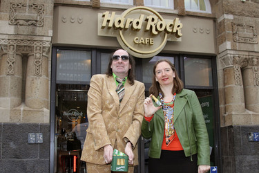 Fototermin mit der Jury zum Musikcontest im Hard Rock Cafe, Hamburg