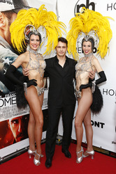 James Franco mit Jubillee! Showgirls