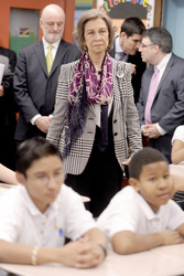 Königin Sophoia besucht die Middle School South Bronx, New York