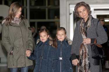 Die spanische Königsfamilie besucht König Juan Carlos im Krankenhaus, Pozuelo de Alarcon,