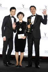Richard O'Neill, Bo-young Lee,  E Jejun