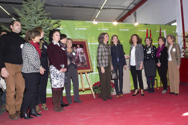 Königin Sophia und Prnzessin Letizia auf dem 'Nuevo Futuro' Weihnachtsmarkt, Madrid