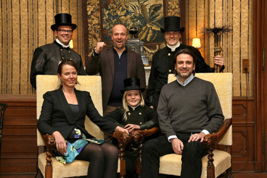 Irene Fleischlin, Moritz Sachs, Mirco Vogelsang und Schornsteinfege