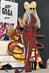 'ArtPop' Pressekonferenz, Tokio